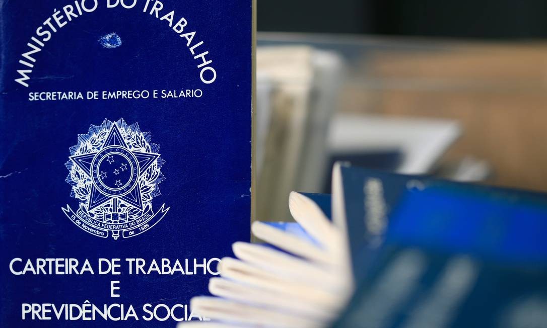 Empresa pode voltar a suspender contrato de trabalho ou reduzir salário?